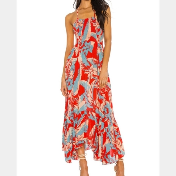 🤍 Free People smocked strappy back hankerchief hem midi dress - Picture 3 of 13